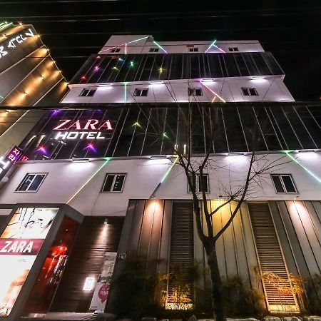 Hotel Zara Чханвон Экстерьер фото