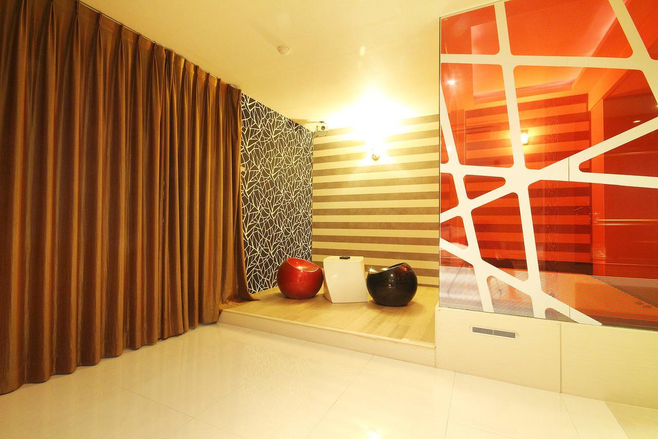 Hotel Zara Чханвон Экстерьер фото