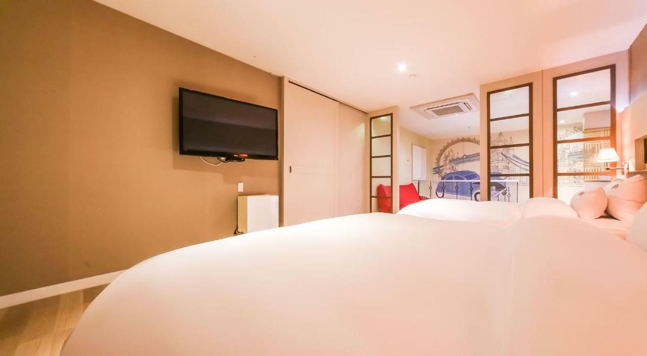 Hotel Zara Чханвон Экстерьер фото