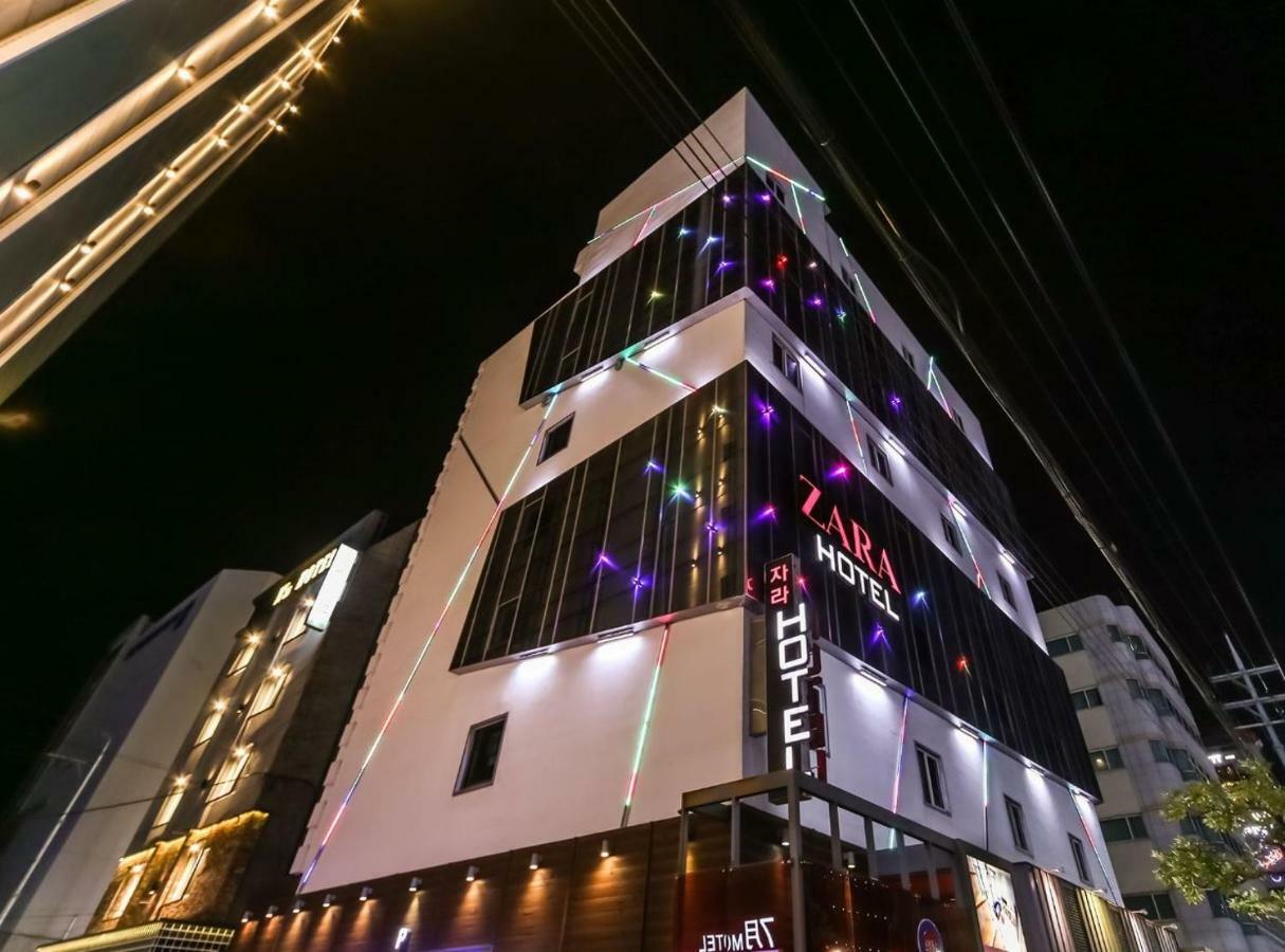 Hotel Zara Чханвон Экстерьер фото