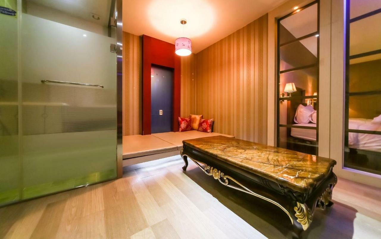 Hotel Zara Чханвон Экстерьер фото